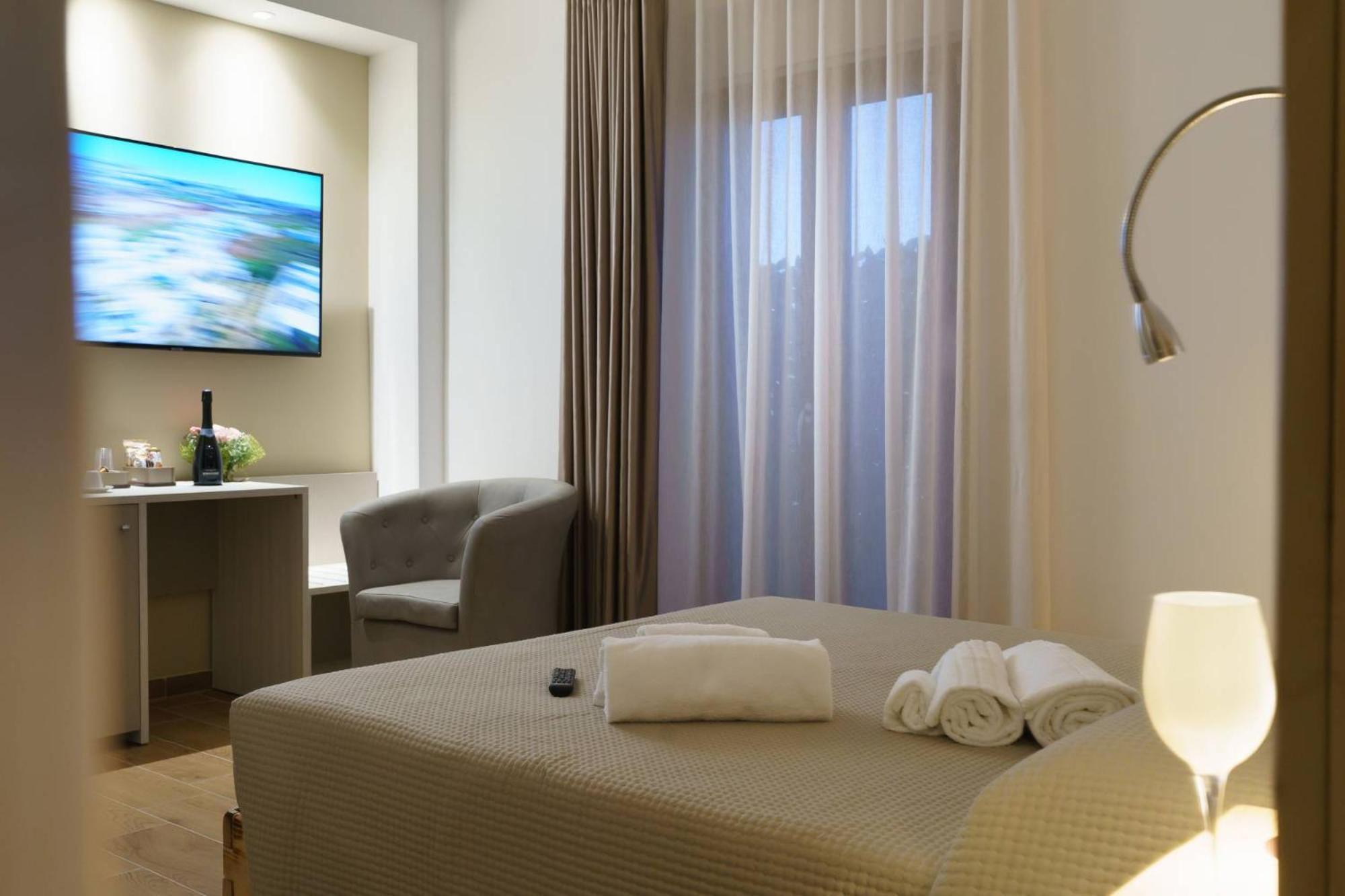 Chalet N5 Guest House Catanzaro Bagian luar foto